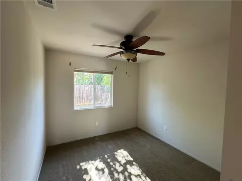 Bedroom - 860 Applewood, Willows, CA 95988 photo 1 of 6
