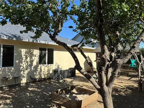 Exterior - 860 Applewood, Willows, CA 95988 photo 6 of 6