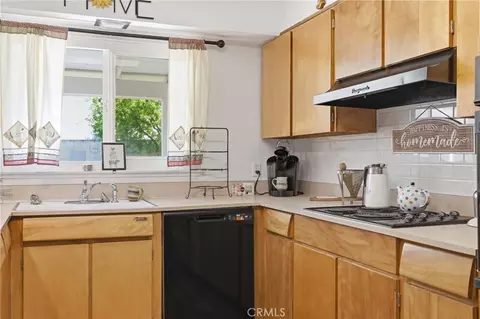 Kitchen - 3080 State Highway 45, Glenn, CA 95943 photo 4 of 7