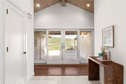 Entry Way - 14868 Eagle Rdg, Forest Ranch, CA 95942 photo 2 of 7