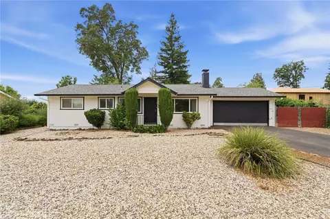 5723 Bonnie Ln, Paradise, CA 95969