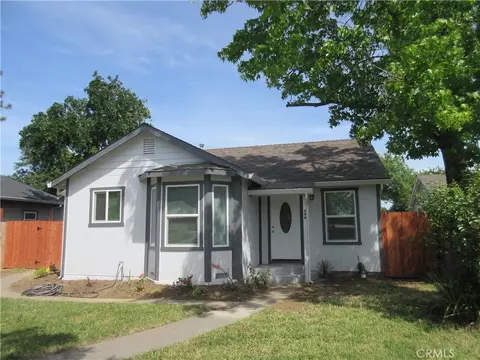 548 S Plumas St, Willows, CA 95988