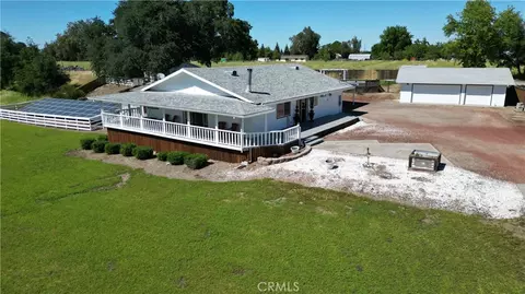 24960 2nd Ave, Los Molinos, CA 96055