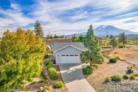5946 Prairie Dog Ct, Weed, CA 96094