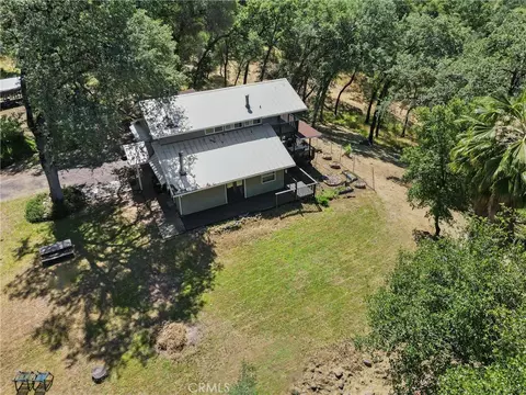 Exterior - 13833 Centerville, Chico, CA 95928 photo 7 of 14