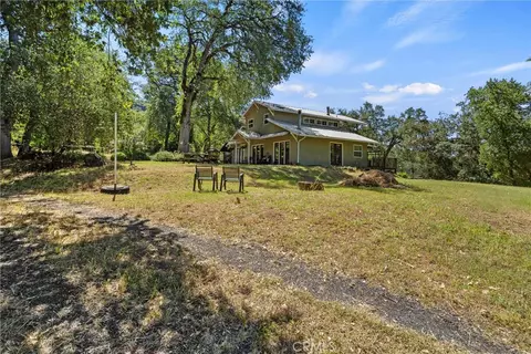 Exterior - 13833 Centerville, Chico, CA 95928 photo 5 of 14