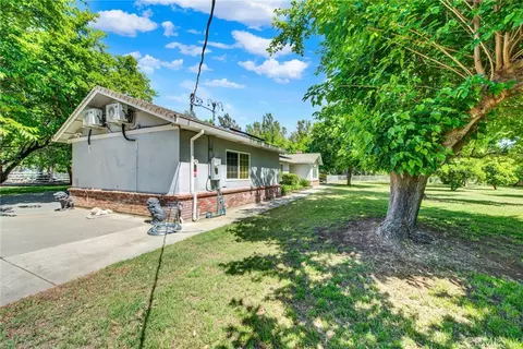 Exterior - 6204 County Rd 53, Willows, CA 95988 photo 3 of 23