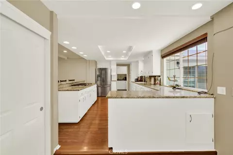 Kitchen - 6204 County Rd 53, Willows, CA 95988 photo 1 of 8