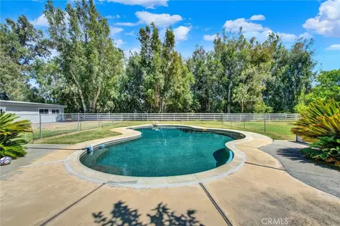 Exterior - 6204 County Rd 53, Willows, CA 95988 photo 15 of 23