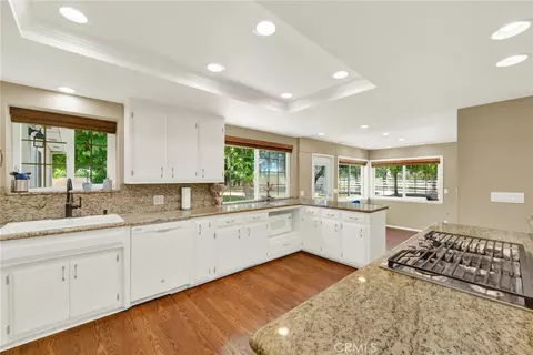 Kitchen - 6204 County Rd 53, Willows, CA 95988 photo 4 of 8