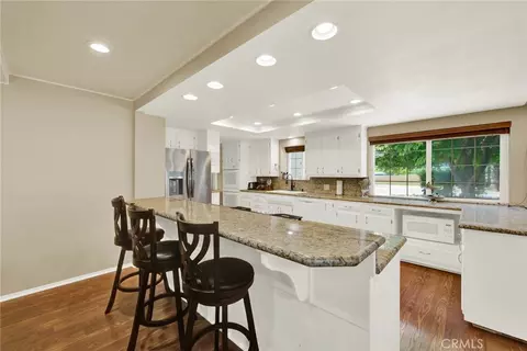 Kitchen - 6204 County Rd 53, Willows, CA 95988 photo 2 of 8