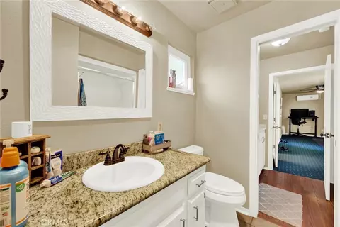 Bath - 6204 County Rd 53, Willows, CA 95988 photo 1 of 3