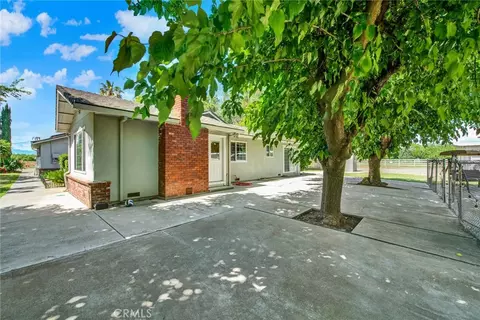 Exterior - 6204 County Rd 53, Willows, CA 95988 photo 6 of 23