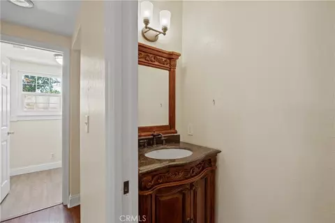 Entry Way - 821 Victorian Park, Chico, CA 95926 photo 6 of 8