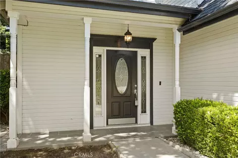 Entry Way - 821 Victorian Park, Chico, CA 95926 photo 1 of 8