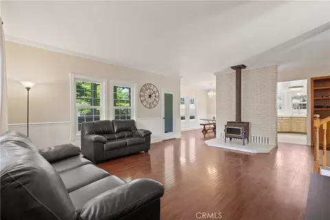 Living - 821 Victorian Park, Chico, CA 95926 photo 3 of 4