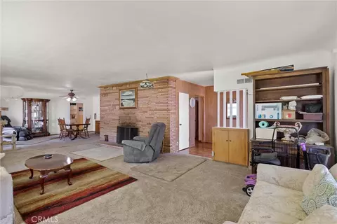 Living - 159 S Shasta, Willows, CA 95988 photo 1 of 3
