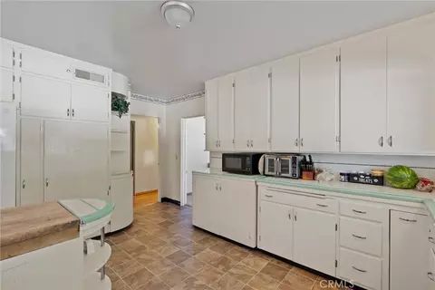 Kitchen - 159 S Shasta, Willows, CA 95988 photo 6 of 10