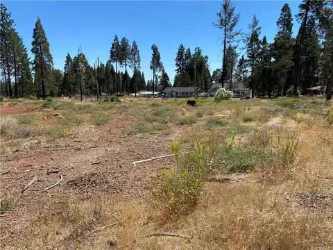 6440 Shaw Cir, Magalia, CA 95954