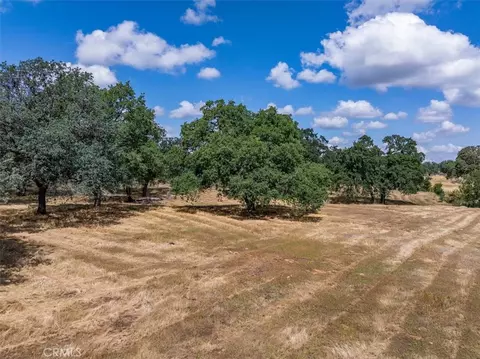 245 Walton Ave N, Red Bluff, CA 96080 photo 4