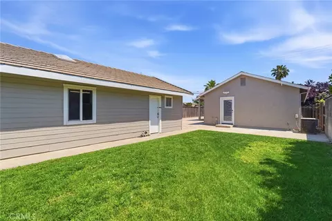 Exterior - 2565 Mariposa Ave, Chico, CA 95973 photo 3 of 6