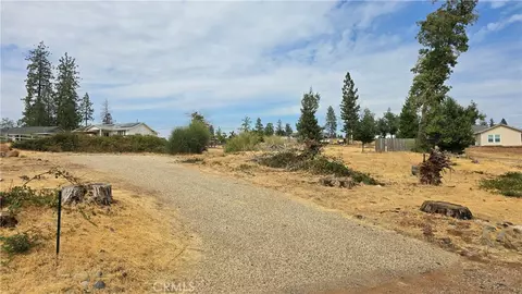 6011 Crestview Dr, Paradise, CA 95969