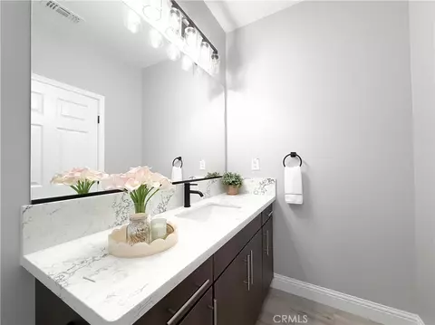 Bath - 1519 9th Ave, Olivehurst, CA 95961 photo 6 of 6