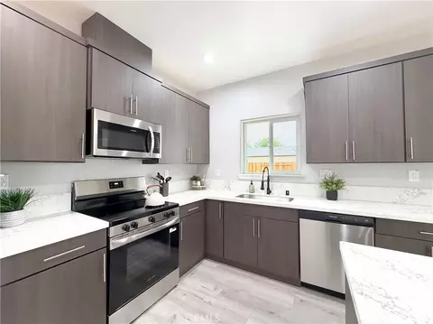 Kitchen - 1519 9th Ave, Olivehurst, CA 95961 photo 2 of 5