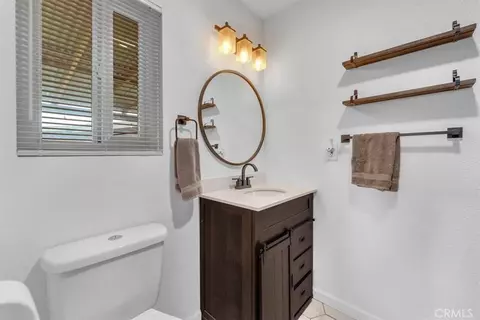 Bath - 2158 Donnovan, Corning, CA 96021 photo 3 of 3