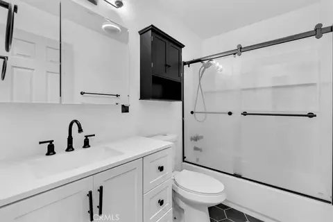 Bath - 2158 Donnovan, Corning, CA 96021 photo 1 of 3