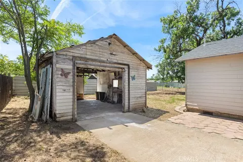 Exterior - 997 E 16th, Chico, CA 95928 photo 15 of 18