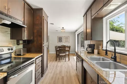 Kitchen - 997 E 16th, Chico, CA 95928 photo 3 of 6