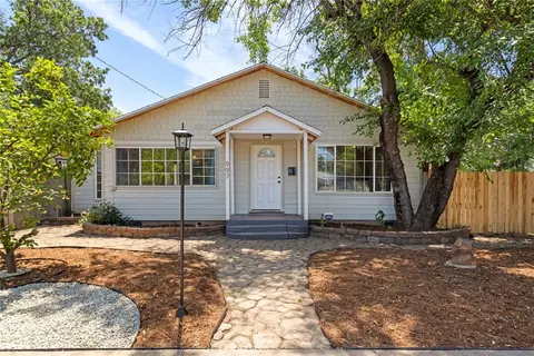 Exterior - 997 E 16th, Chico, CA 95928 photo 12 of 18