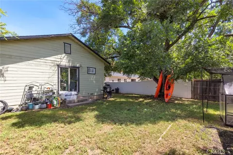 Exterior - 997 E 16th, Chico, CA 95928 photo 10 of 18