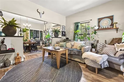 Living - 997 E 16th, Chico, CA 95928 photo 5 of 6