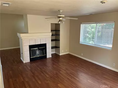 Living - 1485 Heritage Oak Dr, Chico, CA 95928 photo 3 of 4