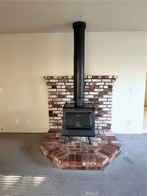 Living - 557 5th, Willows, CA 95988 photo 6 of 6