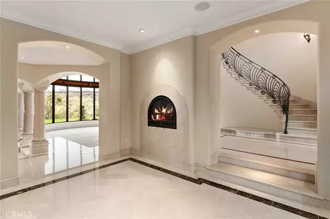 Entry Way - 876 Whispering Winds, Chico, CA 95928 photo 5 of 14