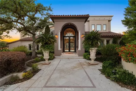 Exterior - 876 Whispering Winds, Chico, CA 95928 photo 6 of 11