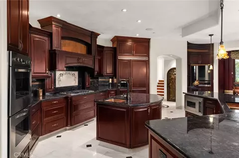Kitchen - 876 Whispering Winds, Chico, CA 95928 photo 3 of 3