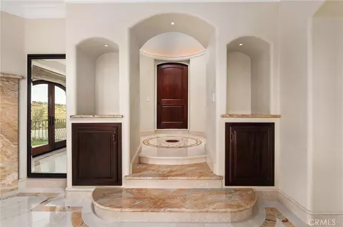 Entry Way - 876 Whispering Winds, Chico, CA 95928 photo 11 of 14