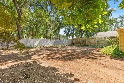Exterior - 1163 E 8th, Chico, CA 95928 photo 6 of 8