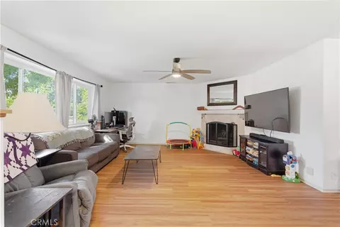 Living - 9 Niagara Way, Chico, CA 95928 photo 2 of 3