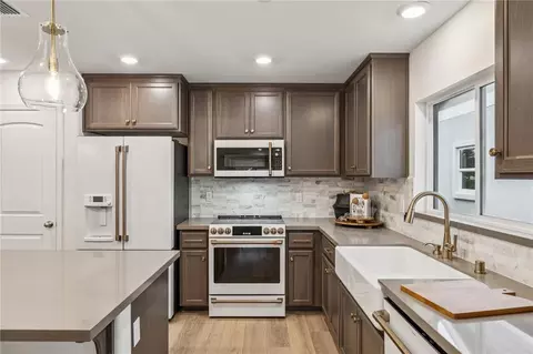 Kitchen - 2606 Wesley Way, Chico, CA 95973 photo 4 of 10
