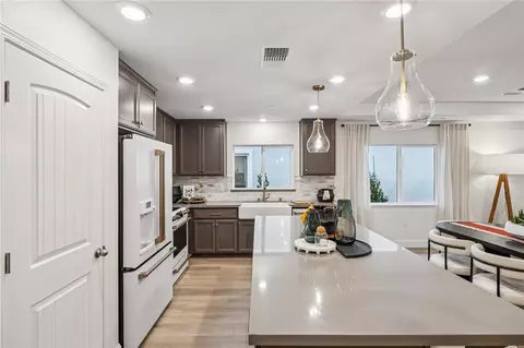Kitchen - 2606 Wesley Way, Chico, CA 95973 photo 8 of 10