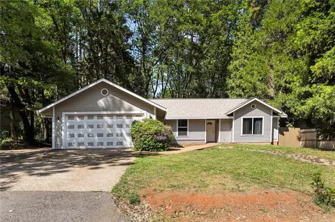 6122 Dana Cir, Magalia, CA 95954