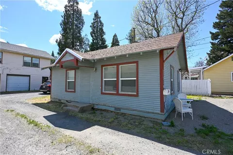 Exterior - 709 Lane St, Yreka, CA 96097 photo 11 of 11