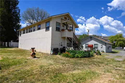 Exterior - 709 Lane St, Yreka, CA 96097 photo 8 of 11