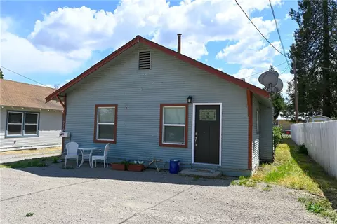 Exterior - 709 Lane St, Yreka, CA 96097 photo 10 of 11