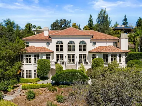 3252 Canyon Oaks Ter, Chico, CA 95928